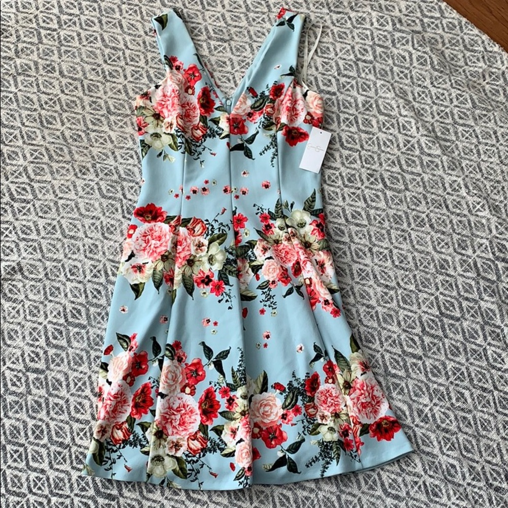 Jessica Simpson dress
